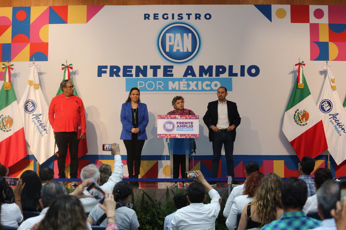vigilante_cd's tweet photo. La experiencia es lo que hace brillar a un país #ElFrenteAvanza #BeatrizAlFrente https://t.co/GEEut7R7mg