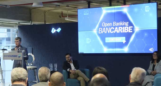 itcandino's tweet image. OpenBanking: el futuro de la banca y la gran apuesta de Bancaribe en Venezuela
itcandino.com/2023/08/08/ope…