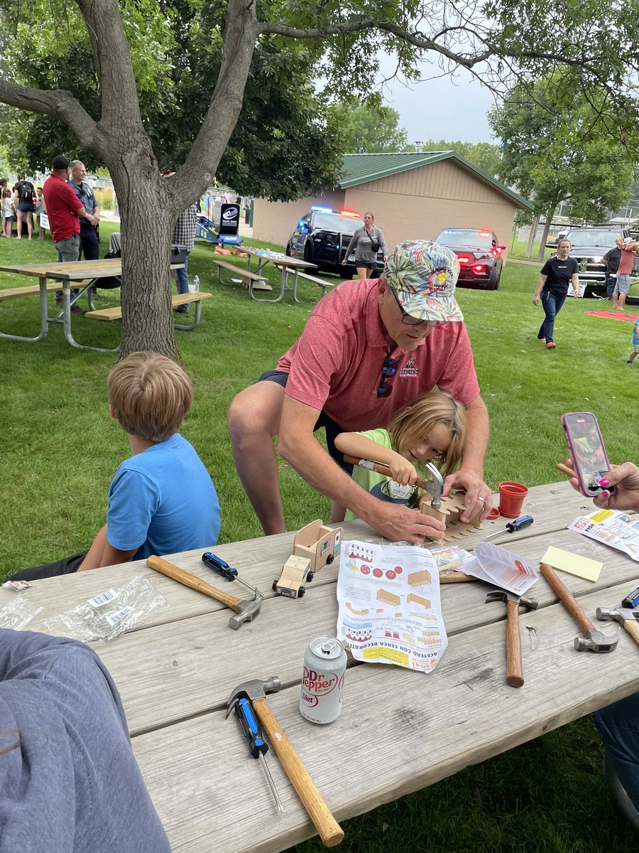 DeanBritton13's tweet photo. Baxter night to unite kids workshop https://t.co/eQaXWeXcUu