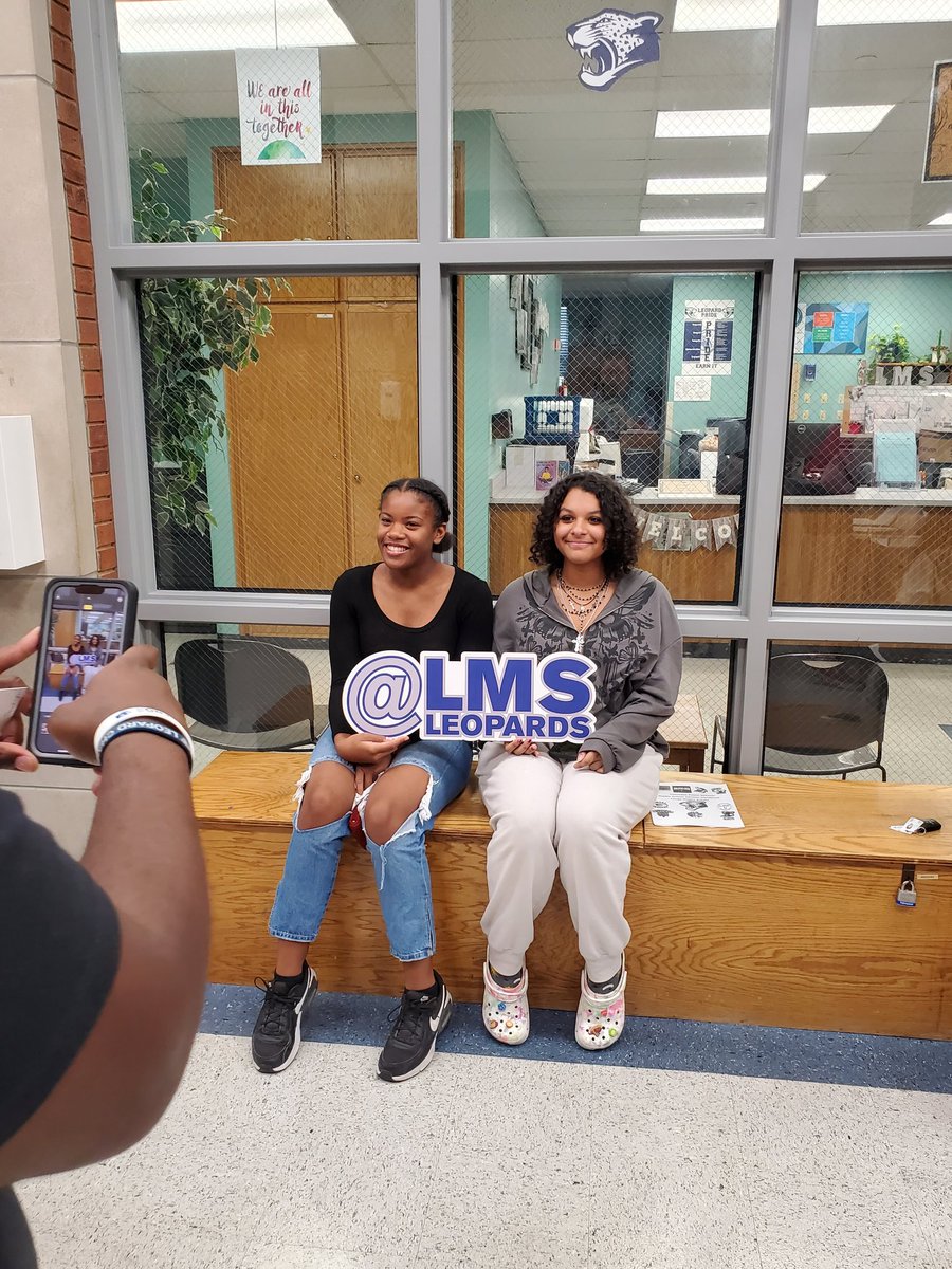 LMSAthletics_'s tweet photo. Last night we had our Lange Middle School's Fall Sports Athlete/Guardian Meeting! We had a great turnout. All Fall Sports begin on Monday August 14th from 5 to 7pm.
Make sure you have your Physicals!!
#LMSBest #LMSLeopards #WackyTeach https://t.co/MUrsxf3lwM