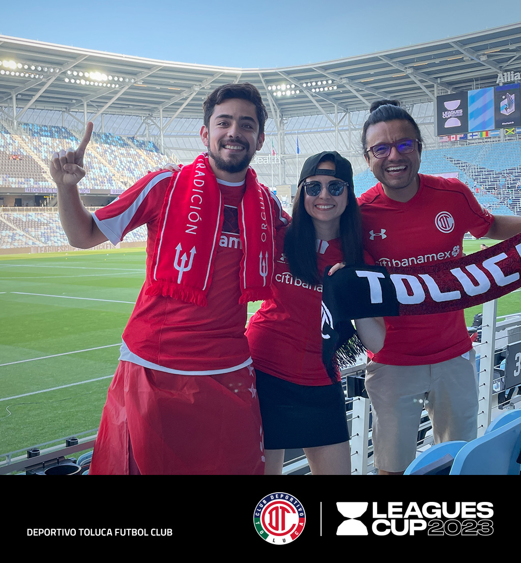 TolucaFC's tweet photo. 🙌🏼👹| ¡Gracias, Diablos incondicionales!

La mejor afición acompañándonos a todos lados. ¡Vamos juntos por el pase a #4tosDeFinal!

#NuestroViaje | #LeaguesCup2023