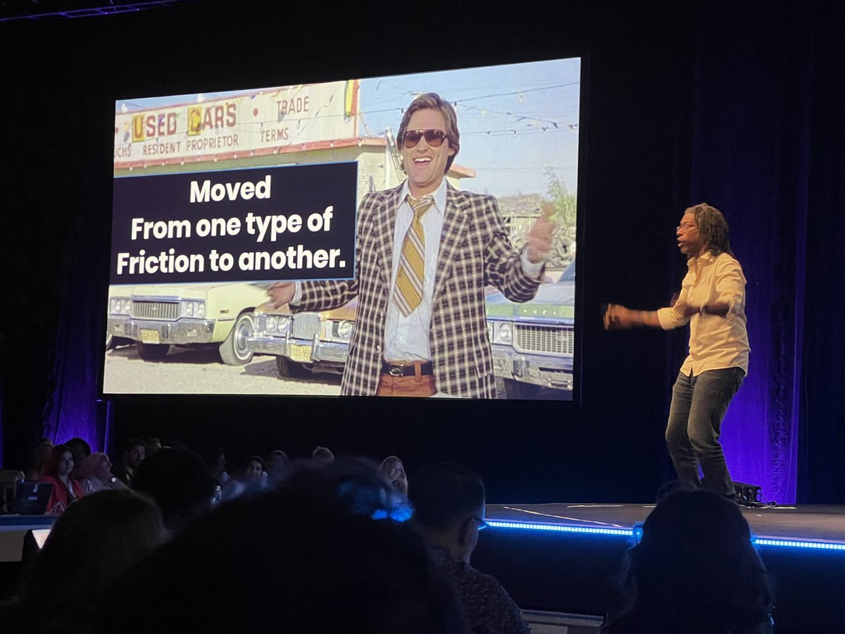 TheRealSEORadar's tweet photo. JTBD is about the customers - stop creating lots of content just to create content and page views - ahem photoflippers @wilreynolds #mozcon https://t.co/B7vaAAsfru