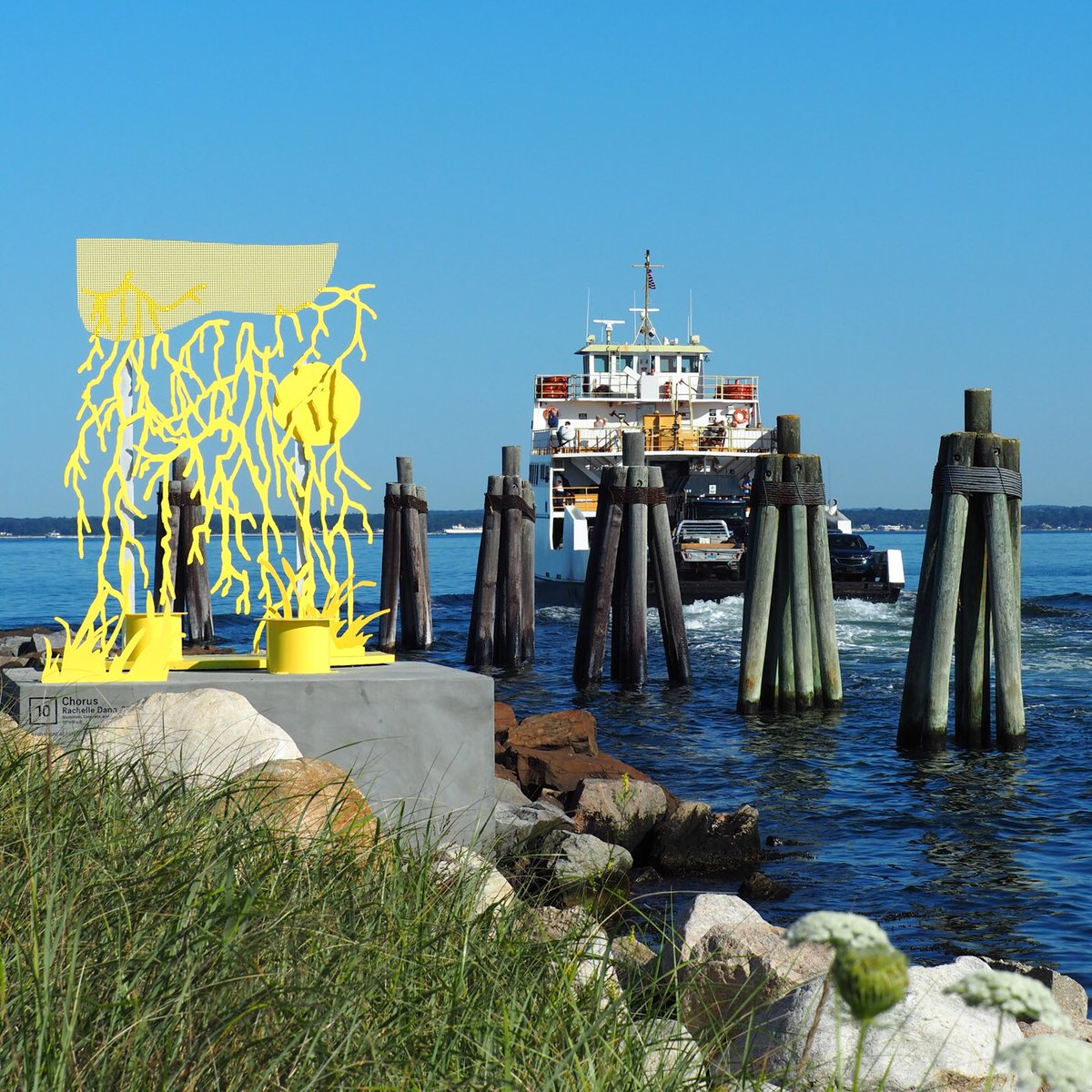 finyphoto's tweet photo. The Race Point powering out of Silver Eel Cove, passing by “Chorus,” by Rachelle Dang.

#RacePointferry #FishersIslandferry #LighthouseWorks #FishersIsland #FishersIslandNY #FINYphoto #FINY https://t.co/h1vwk9N6Sl