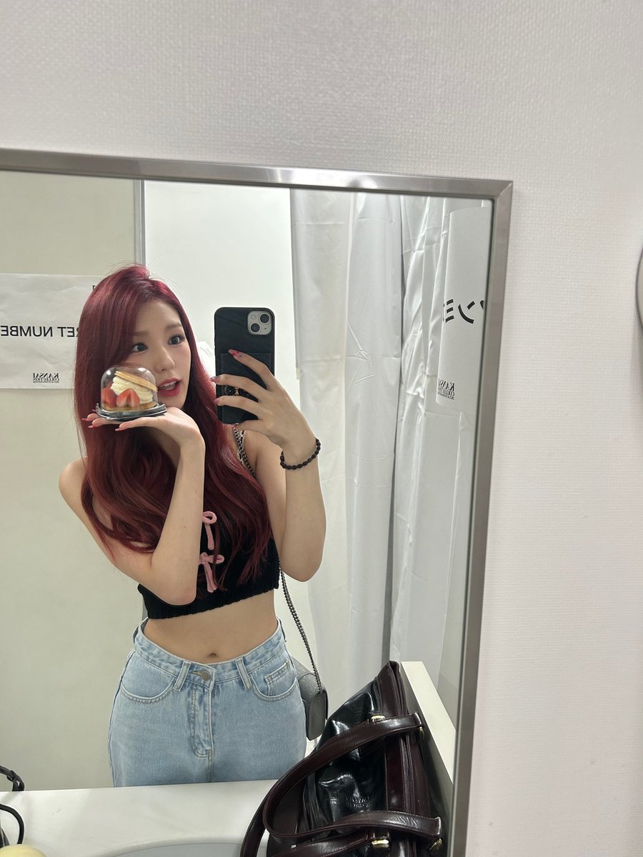 WFKSecretNumber's tweet photo. [WEVERSE UPDATE] - Soodam

일본에서 찍은사진 끄읕💝💝💝💝
(feat. 아직 마음은 일본이였던 어제의 내 점심..)

🔗 https://t.co/ylwIxK1fXu

#시크릿넘버 #vineent #SECRET_NUMBER #Soodam #수담 #BUNNYDAMI 🐰@5ecretNumber https://t.co/3gTDyxUQ0x