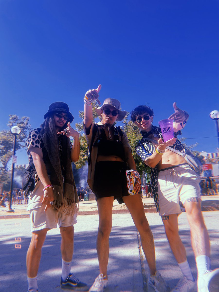 ItsAJavaChip's tweet photo. I miss HARD Summer 🥺 https://t.co/OehH6RP0OU