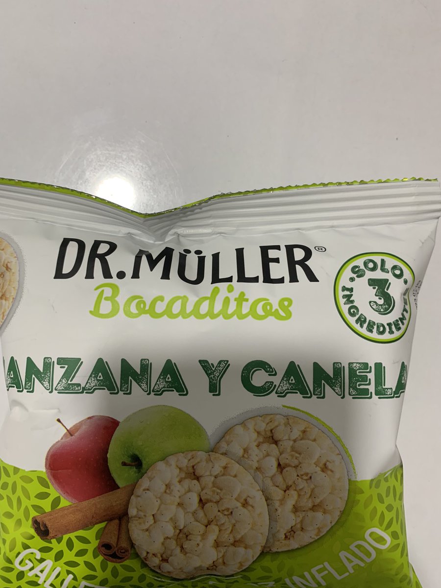 mrmuller's tweet photo. en mis tiempos libres hago bocaditos de manzana y canela https://t.co/U2ur7dAb4u