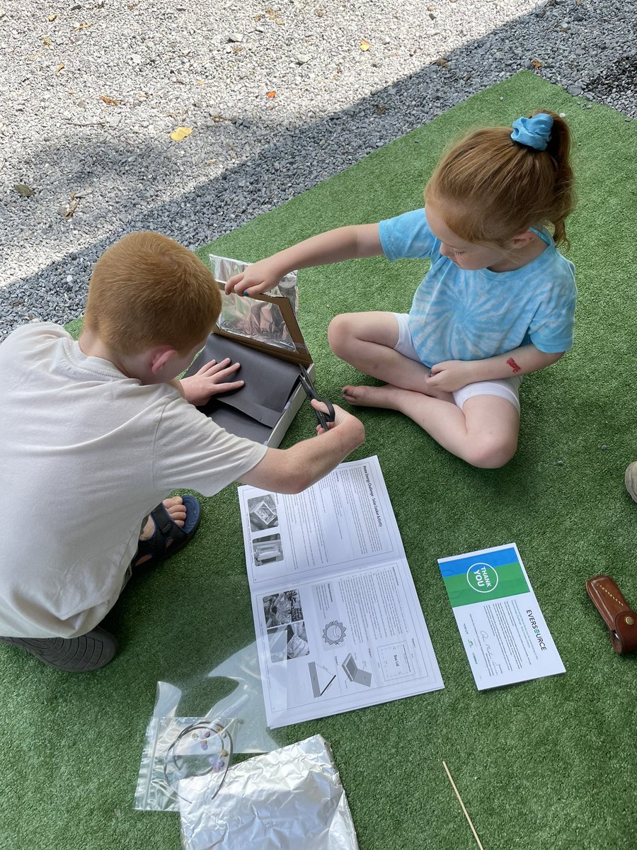 Dragonstone's tweet photo. Kids had a great time making a solar oven!! #HomeEnergyChallenge
@EversourceCT https://t.co/36PG2KMphD