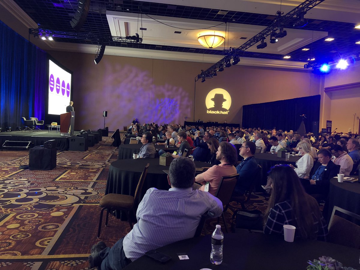 Maxine Holt tweet media