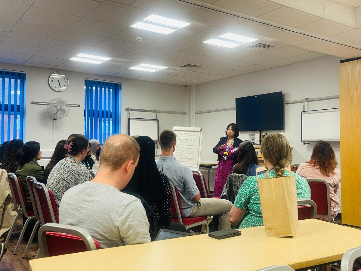 Srabani23105642's tweet photo. Had a great time meeting our new colleagues this afternoon .. fantastic Induction program organised by our College tutor Afsheen .. welcome to our UHB family
#PositiveMindset
#PGDiT
#kindboldandconnected https://t.co/S03rNXilNT