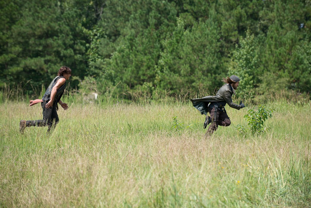 katieshox's tweet photo. Rick and Daryl meeting Jesus will forever be one of the best character intros in TWD history. https://t.co/NNYe22HdmA