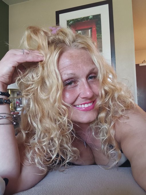 💫No makeup except Lashes and Lip Gloss Baby!!! 💋 💄 gloss🫦👄  🫶60% OFF #onlyfanspromo Limited # of spots<a href="/tag/onlyfans"class="tags"><span>#onlyfans</span></a><a href="/tag/onlyfansmodel"class="tags"><span>#onlyfansmodel</span></a><a href="/tag/onlyfansbabe"class="tags"><span>#onlyfansbabe</span></a><a href="/tag/onlyfanspromo"class="tags"><span>#onlyfanspromo</span></a>