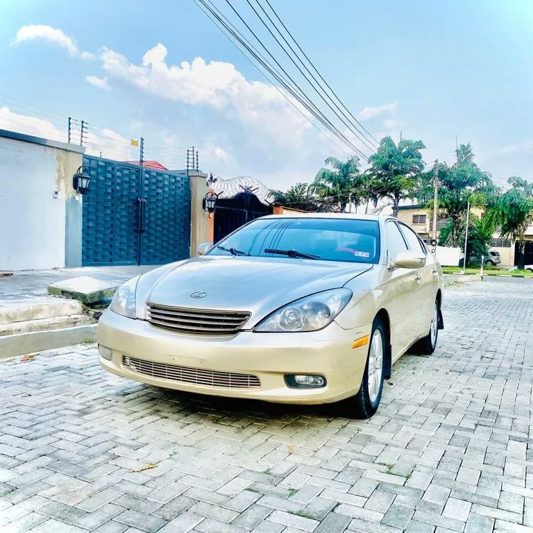 MayorAutos016's tweet photo. PLS RT 🙏🏽 

SHARP DEAL🔥

LEXUS ES300
TOKS STANDARD
FULL OPTION

PRICE:2.6M

📞/WHATSAPP:08052765568

LOCATION BERGER

#RCCG Lekki Cancer Peace Lewandowski Orire Agbaje Romeu Fati Ibadan David Raya Tottenham Chelsea #JacksonUde Togo Ayra Starr Todibo Shallipopi #ApplePay https://t.co/L616cYWvlS