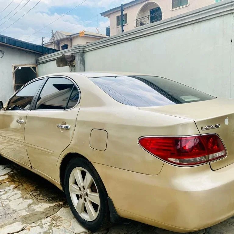 MayorAutos016's tweet photo. PLS RT 🙏🏽 

SHARP DEAL🔥

LEXUS ES300
TOKS STANDARD
FULL OPTION

PRICE:2.6M

📞/WHATSAPP:08052765568

LOCATION BERGER

#RCCG Lekki Cancer Peace Lewandowski Orire Agbaje Romeu Fati Ibadan David Raya Tottenham Chelsea #JacksonUde Togo Ayra Starr Todibo Shallipopi #ApplePay https://t.co/L616cYWvlS