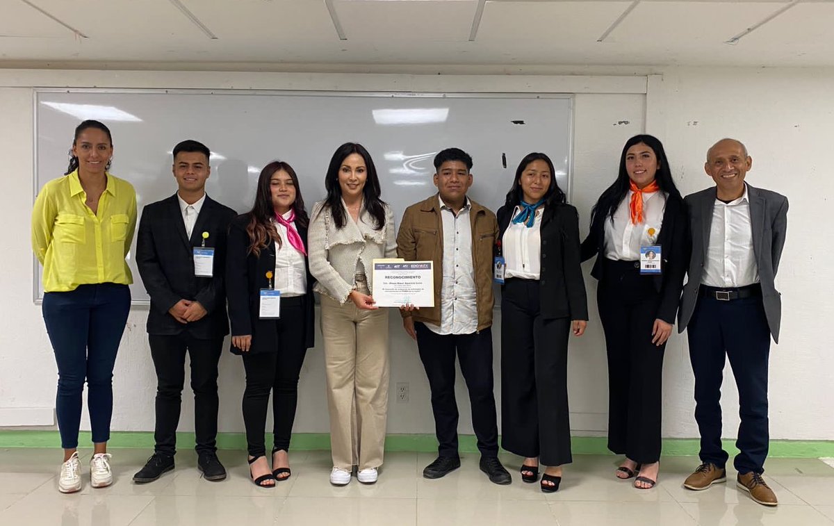 UTFVoficial's tweet photo. Esta mañana, en compañía de jóvenes empresarios llevamos a cabo la evaluación de las estrategias de mercadotecnia en PYMES de la región. #SomosDragones #SomosUTFV https://t.co/2Oy9BRFbXw