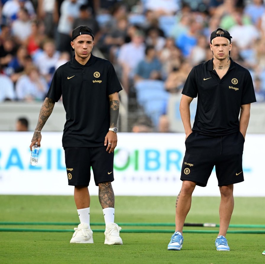Emmanue38844249's tweet photo. Frank lampard  and Eden Hazard 💖 https://t.co/XKeoQLB58m