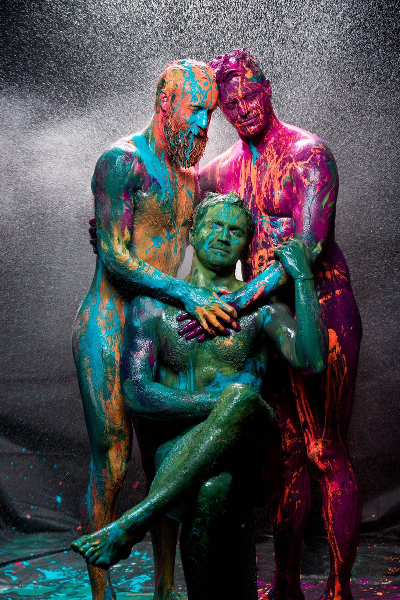 BodyPaintWorld2's tweet photo. A bunch of body painted men all colorful and full of life. https://t.co/KNGwkfmyVv