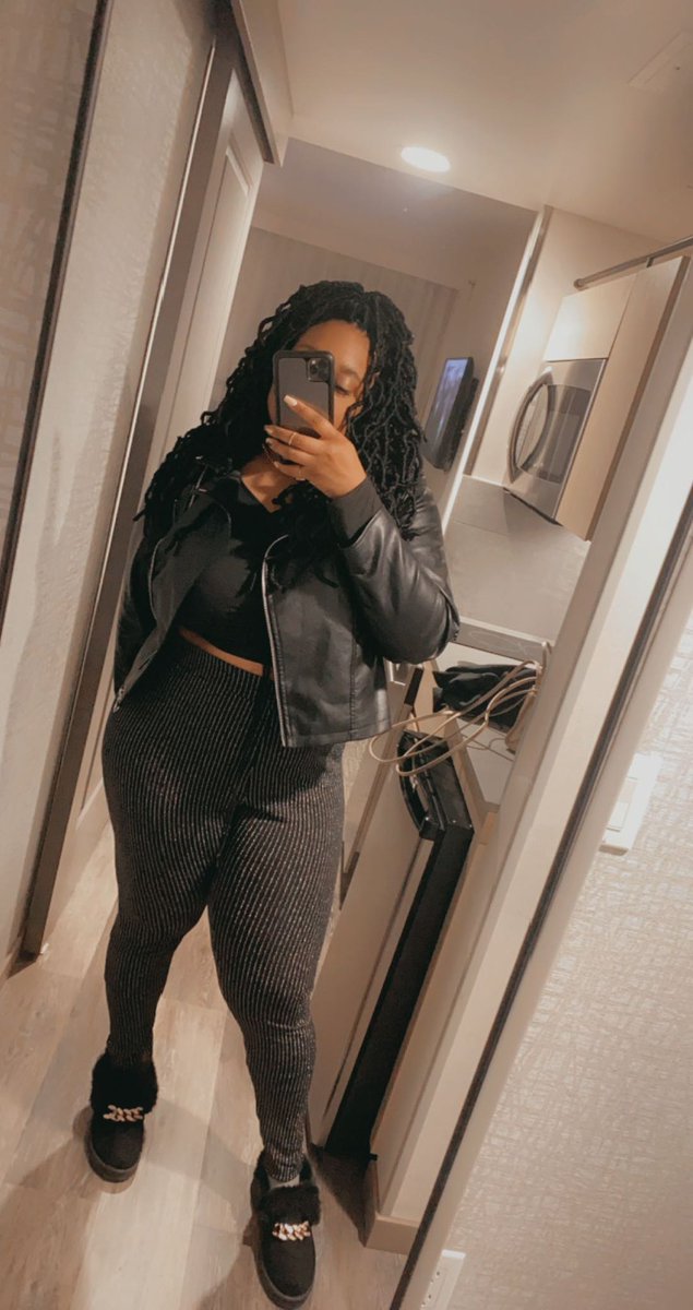BlowTheWhittle's tweet photo. Outside of the lab I love traveling, occasionally a nice turn up & day party, playing the sims, collecting sneakers, & martial arts
#UniqueInChem
#BlackInChem
#BlackInChemWeek2023 https://t.co/Wjdfxa6j0B