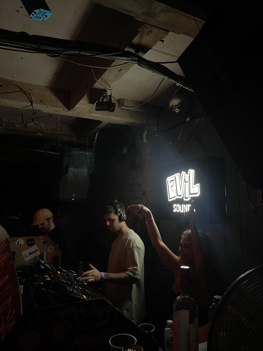 Evil Sounds tweet media