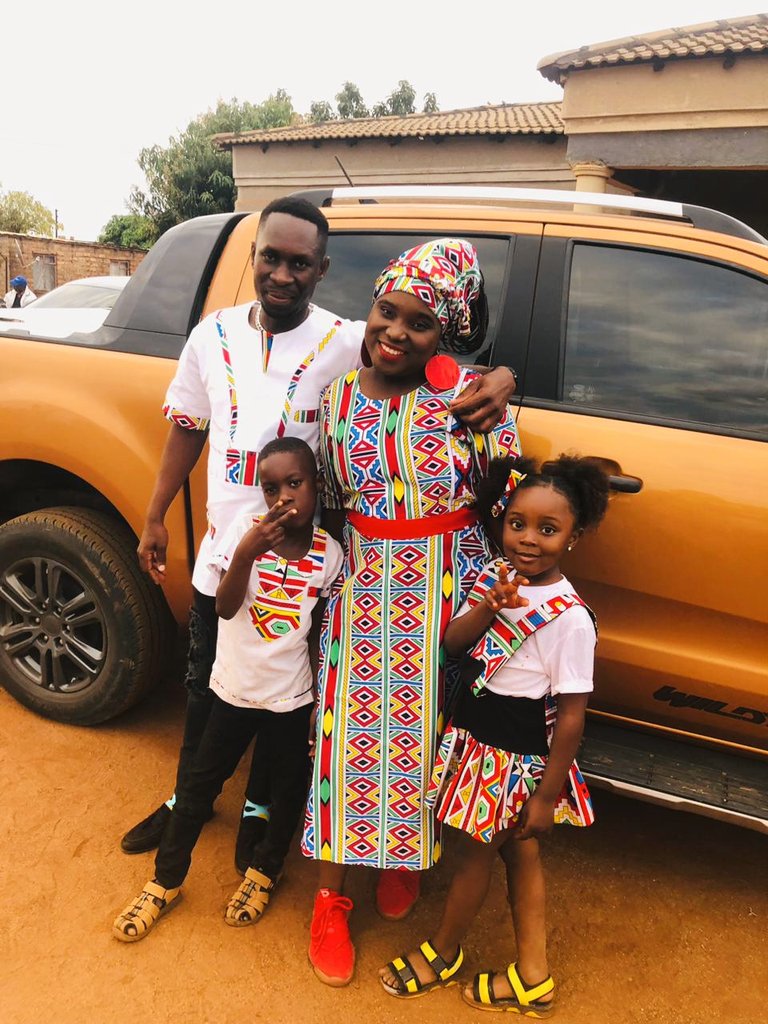 soshalinah's tweet photo. Mogatxa S E T H A B A ka dikgomu🐄❤️💍 https://t.co/h995NxhGwN