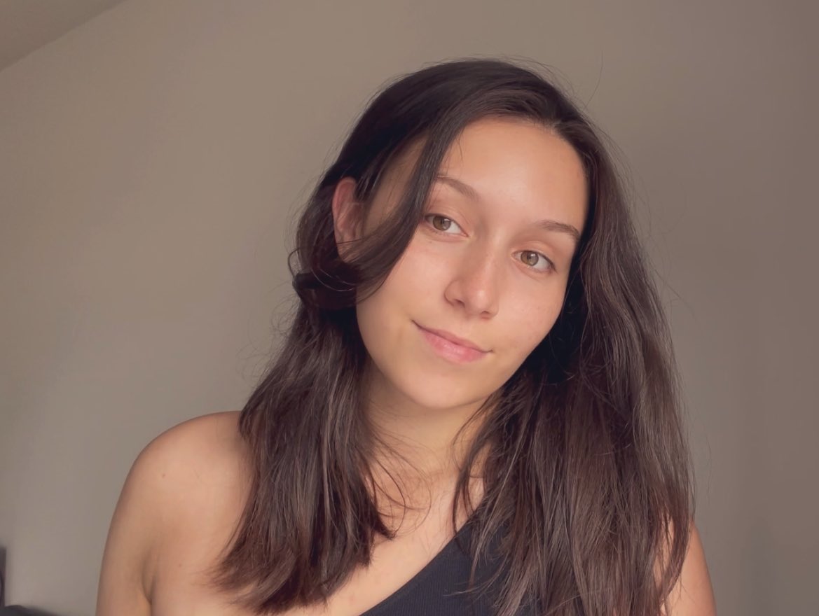 This girl cannot wait to chop her hair off again🙏🏻