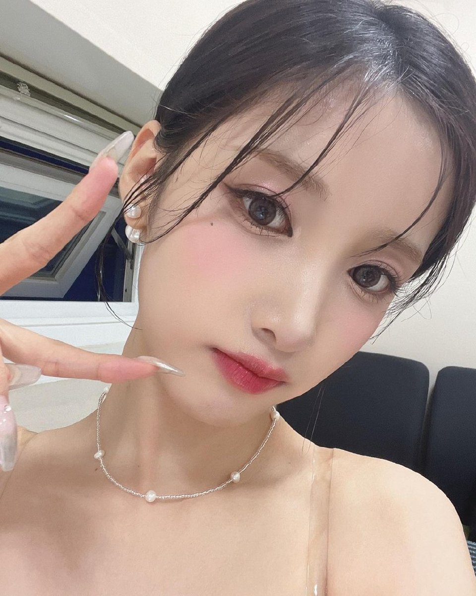 KY02M's tweet photo. 우리 플로리 늘 고맙고 많이 많이 사랑해 https://t.co/bDrcj2Q4yh