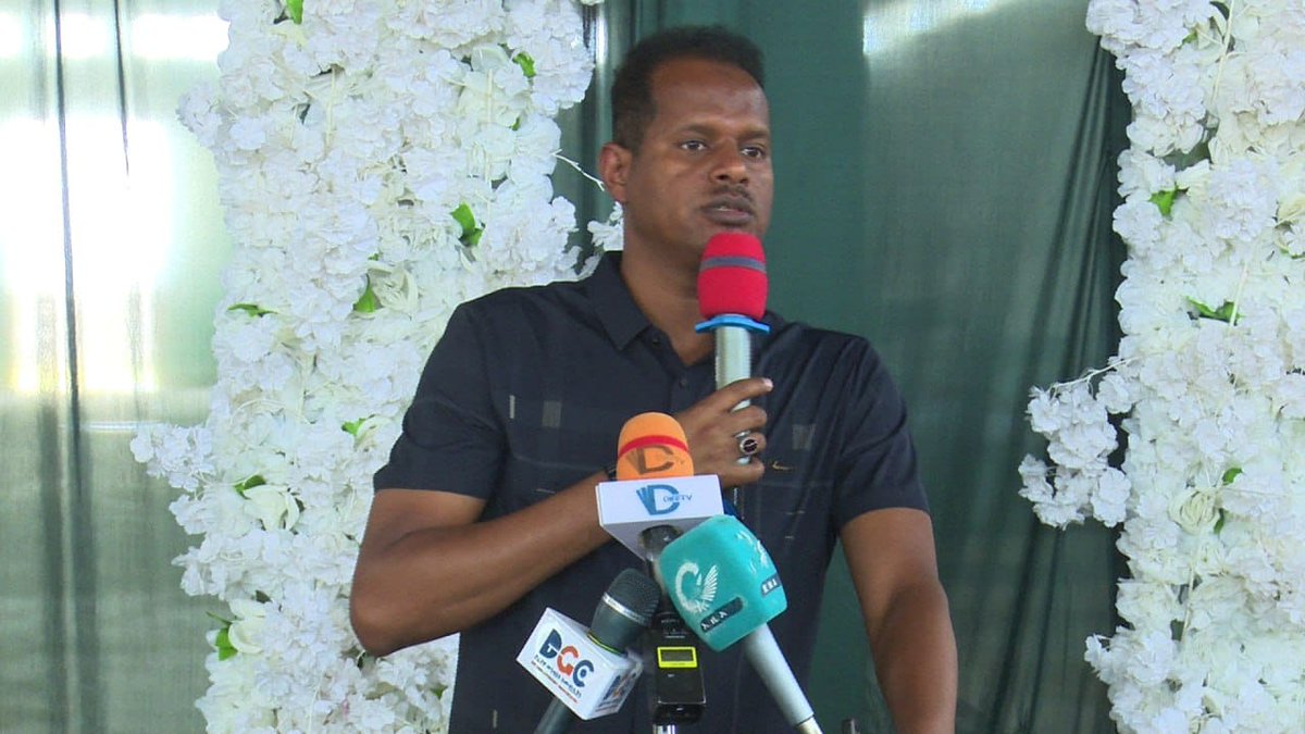 DDUniv's tweet photo. በፈረንሳይ ሀገር የሚኖሩ የድሬዳዋ ተወላጆች እና ወዳጆች ግምቱ ከ19 ሚሊዮን ብር በላይ የሚያወጡ የህክምና መገልገያዎችን ለድሬዳዋ ዩኒቨርሲቲ የማስተማሪያና ሪፈራል ሆስፒታል ድጋፍ አደረጉ፡፡ https://t.co/eSZWdyDSZR