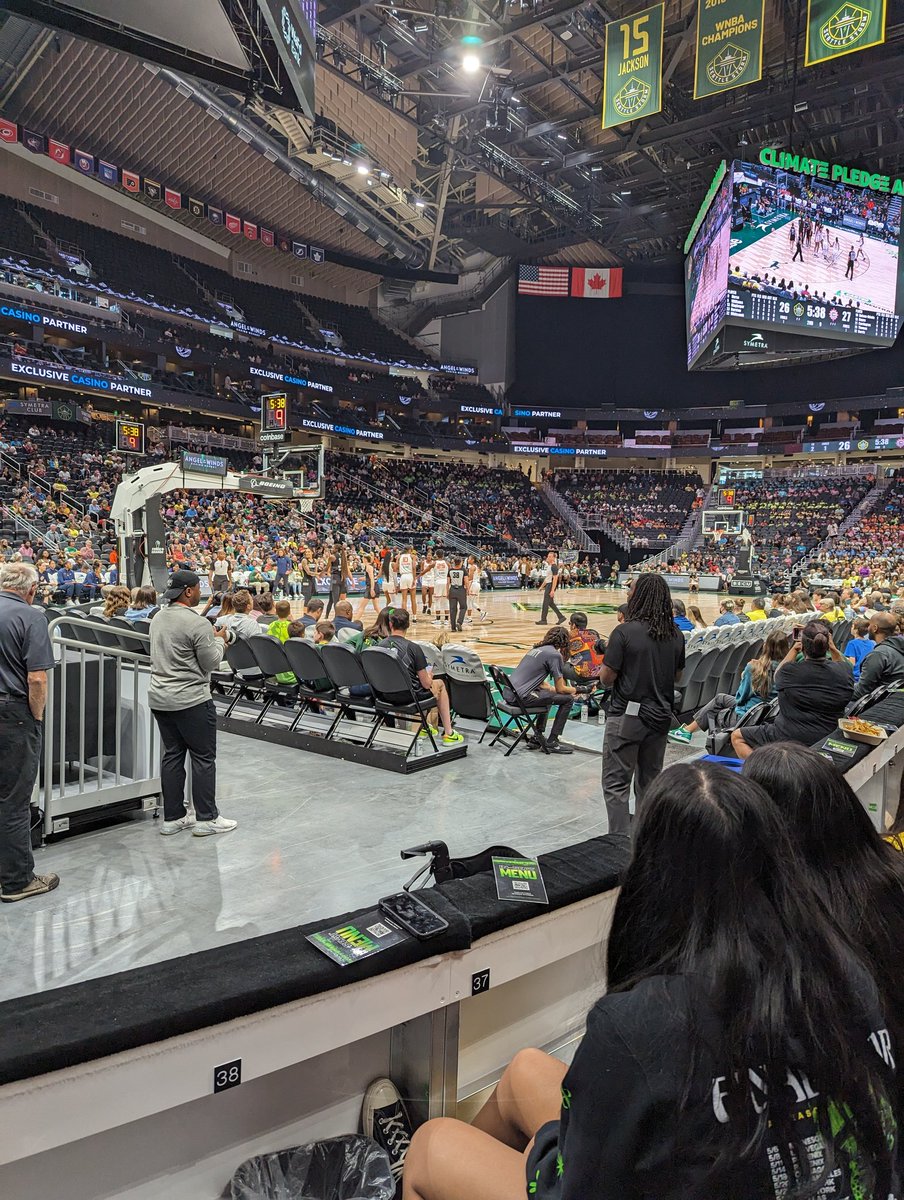 CoachAmanH's tweet photo. Enjoying @WNBA @seattlestorm this afternoon with a few @athelitebball Families! #AEFam #WNBA https://t.co/pEWEOQaxfw