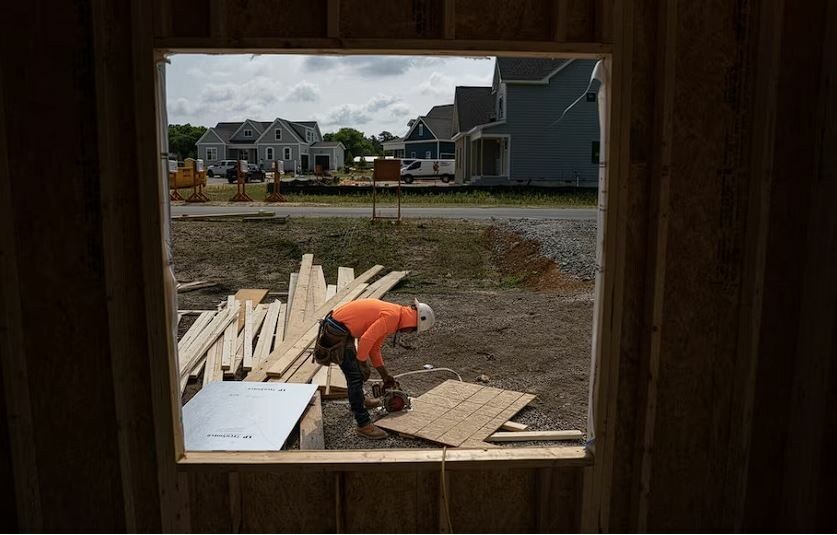 A quarterly survey from Zillow recently found that 23% of homeowners are already selling or considering selling over the next three years, the highest percentage since at least the beginning of 2021. 
tinyurl.com/5n7yhwex

#realestate #homebuyers #homesellers #housingmarket