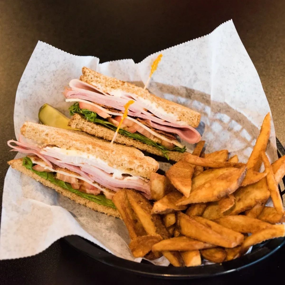 ScoreboardPandG's tweet photo. Get ready to have your taste buds blown away! Our comfort meals are just as delicious as they look. Come on over and dig in! https://t.co/z150kwCv6Q