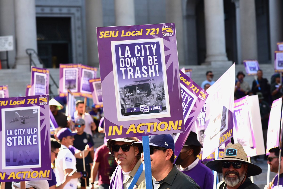 <a href="/SEIU/">SEIU</a> How does LA City thank us for risking our own health &amp; safety to work the frontlines of the COVID crisis?

By refusing to bargain in good faith.

We're striking today to change that. #SolidaritySummer