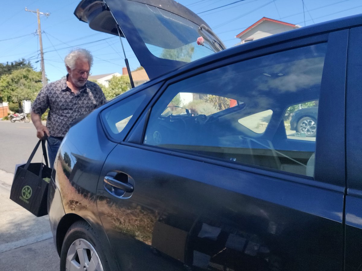 #homedelivery #thankyouvolunteers #berkeleyfoodpantry