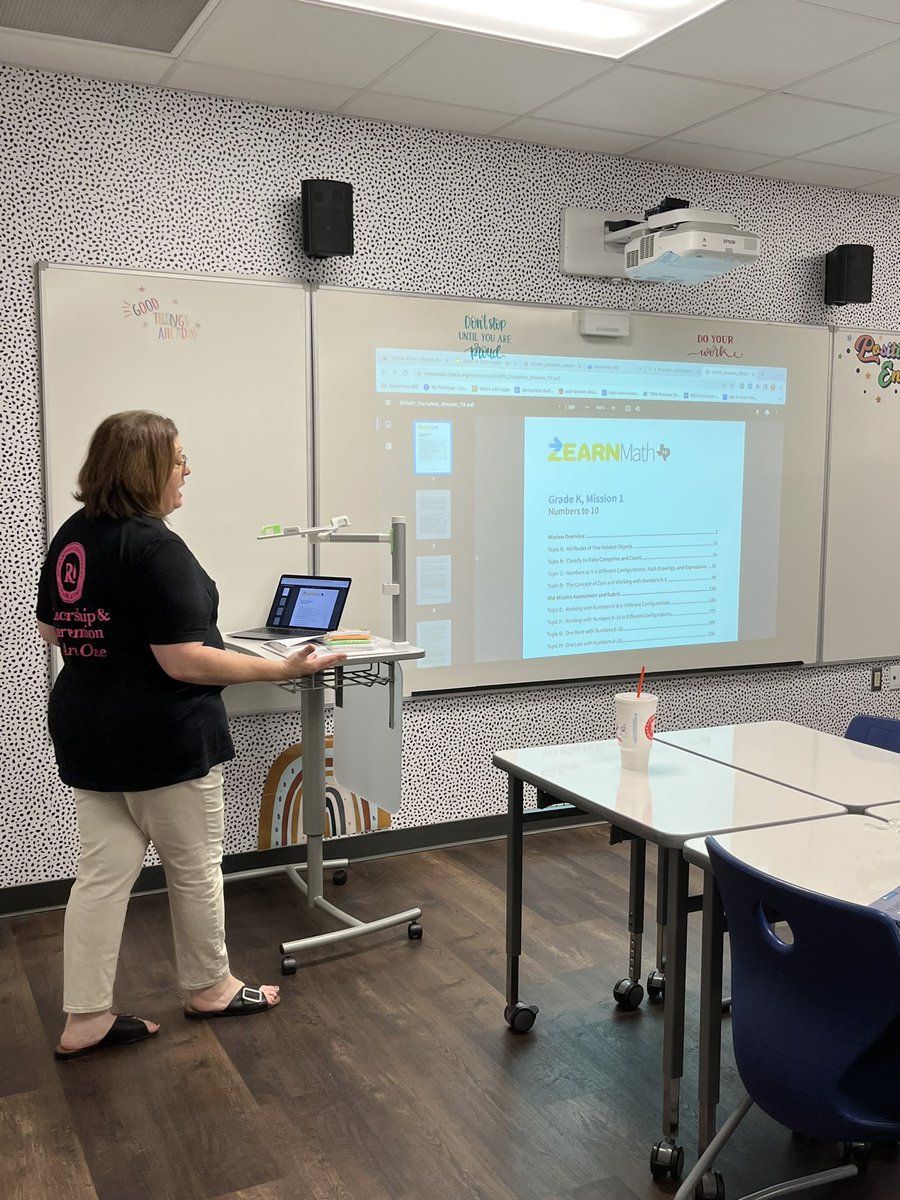 CareysKiddos's tweet photo. Kinder math fluency with Zearn and Number Talks! Getting ready to rock some fluency!! 🎇🎆
@TracyRiley3rd 
#RISDBelieves 
#RISDWeAreOne 
#RISDLeadandInt https://t.co/vSEIl5iIL6