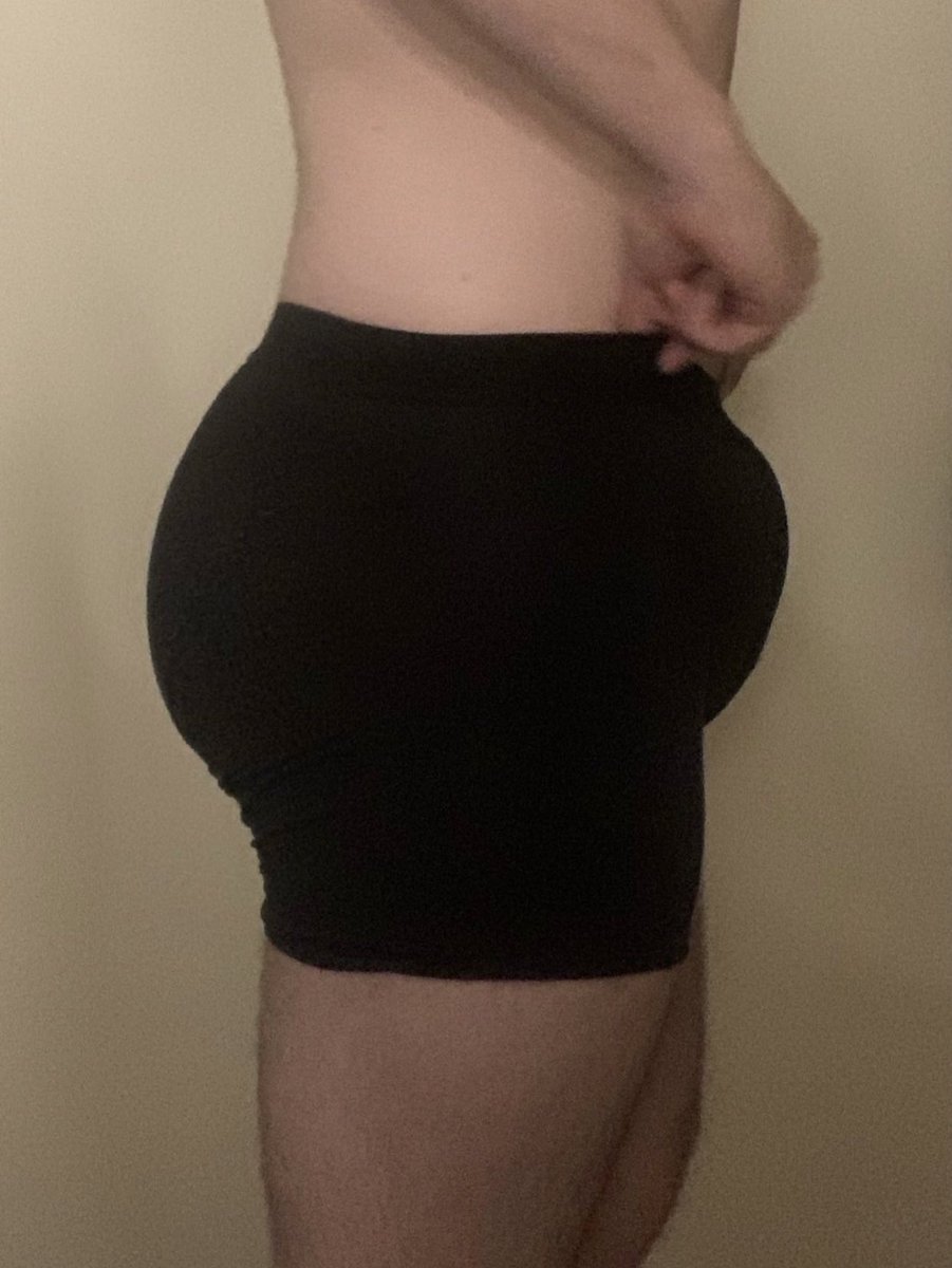 scouselad_vers's tweet image. Nearly hump day...😁😁😁 #scouse #lad #bi #gay #ass #dick #vers #bottom #uk #england #cock #arse #nudes #LGBT #liverpool #pics #bigass