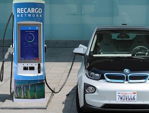 eTagsTweets's tweet image. #EVs and #pluginhybrids accounted for 25.4% of #California new #carsales in the second half of this year.   #licenseplatesofcalifornia #electricvehicles #pluginhybrid #californiadrivers