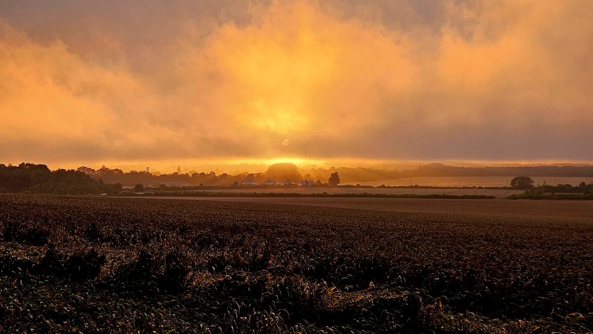 #Sunset #Chilterns #Home