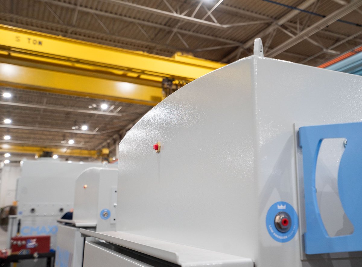 The CMAXX Dust &amp; Fume Collector's arched roof prevents snow and ice from pooling and causing rust. Learn more about the CMAXX's one-of-a-kind features at hubs.ly/Q01-s49n0.

#dust #dustcollector #health #safety #builtsmarter #innovation