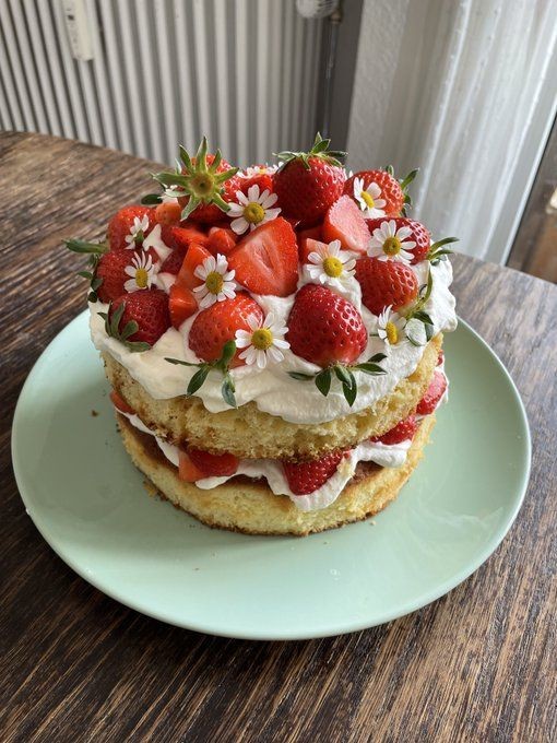 tanti auguri Thena 🍓