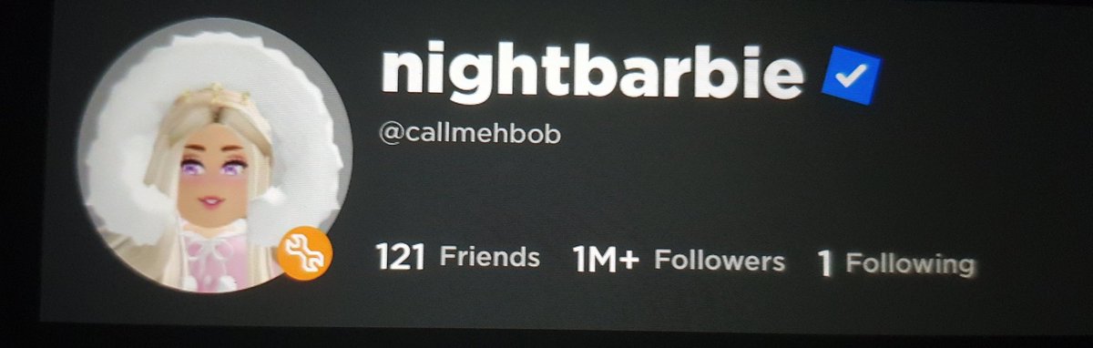 Guys when the new school comes out, do you think she will change her username into 'nightbarbie'? 👀🎀
I remember bea talked about barbie is going to change her user lol
SO NO MORE CALLMEHBOB 💔