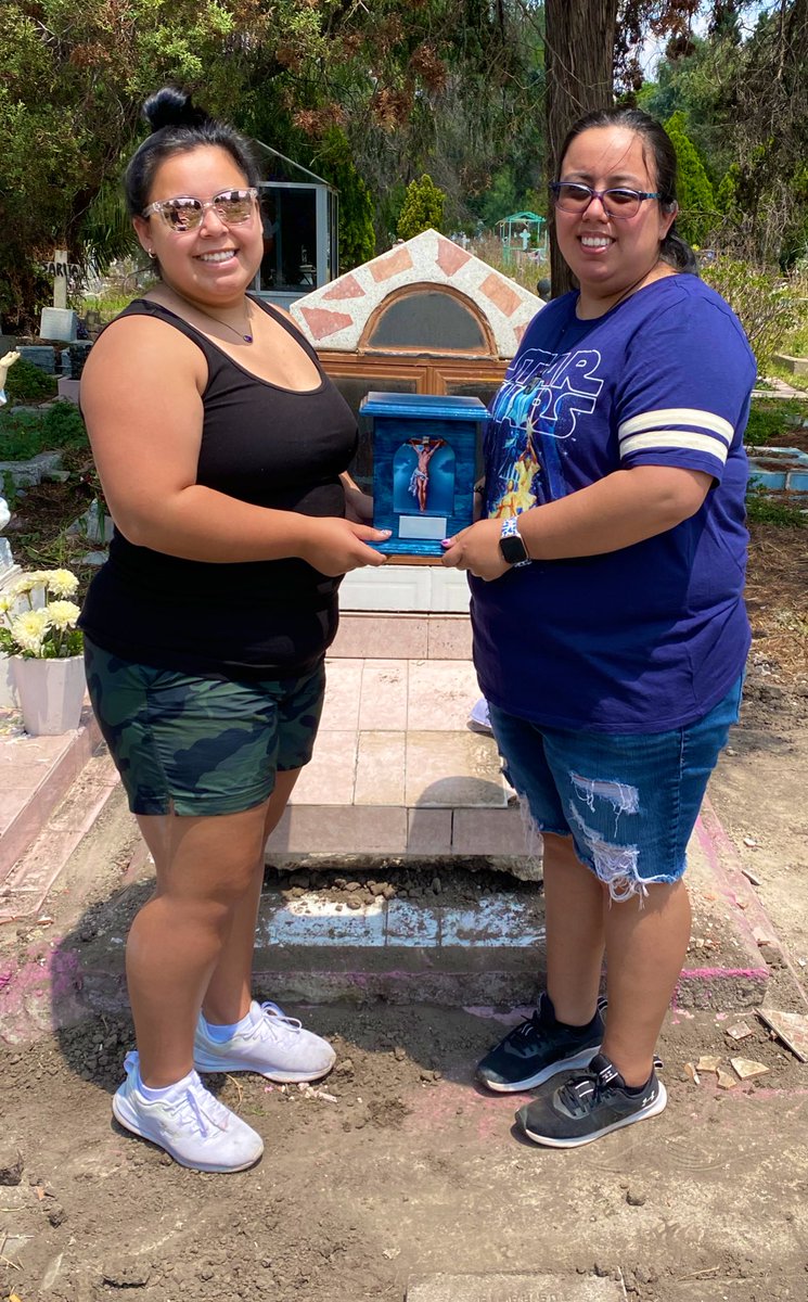 acalvillo14's tweet photo. Crazy how 3 years later here we are! I never thought that day would come but it did. We hit bumps in the road but in the end I was able to see my aunt. I wasn’t able to meet her since she passed away so young but it felt like she’s been here forever. I love you Tia❤️ https://t.co/tE7sOZLgbh