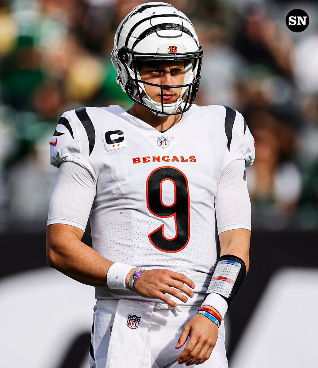 NFL Fashion Advice tweet media