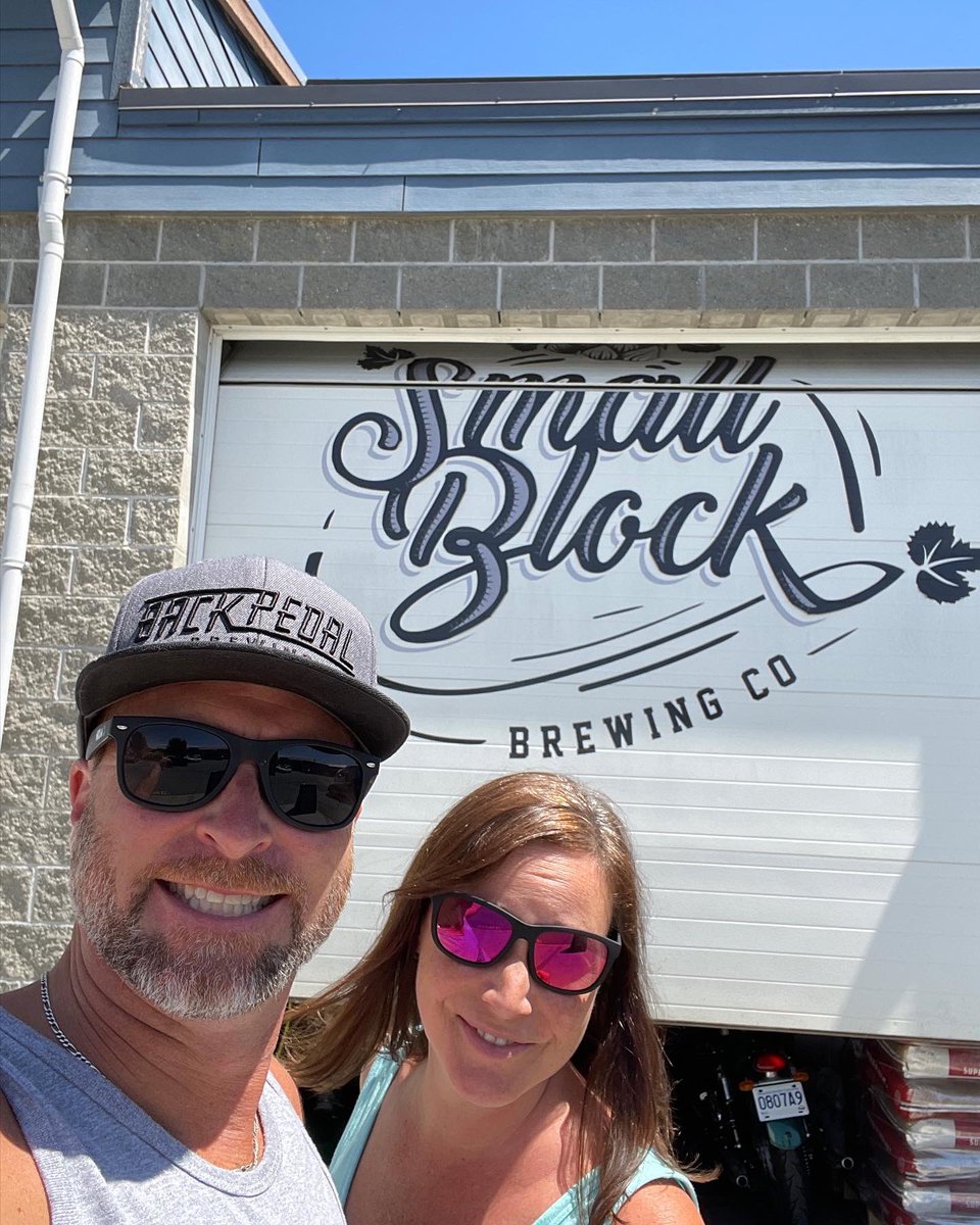 craftbrewjester's tweet photo. Brewstop #56 on the #QuestToBreak78 of #brewquest2023 was #smallblockbrewing stopped in for a flight en route to camp and got extra hospitable treatment from the staff and brewer got to try some extra tasty favorites. but my fave was the nail head CDN π¨π¦pale(not in my flight ) https://t.co/eZOYArUWzh