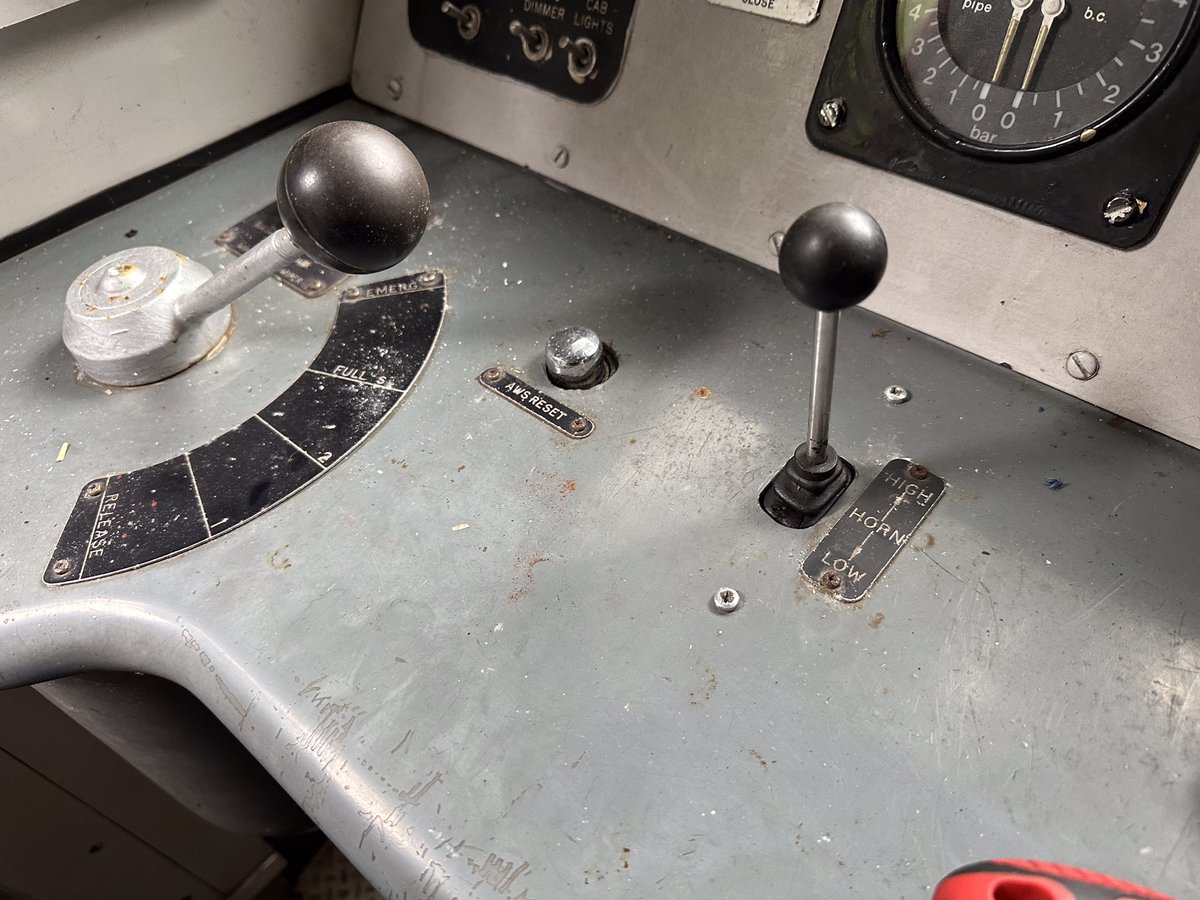 With thanks to <a href="/ArlingtonFleet/">Arlington Fleet</a> for their help we have fitted some of the last remaining components to our class 457 car at <a href="/EastKentRailway/">The East Kent Rly</a> sourced from 313 units - pass coms, egress valves and a horn control, not pictured is the good as new driver’s seat!