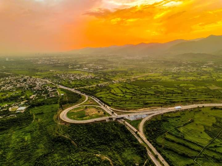 بہارہ کہو بائی پاس کی خوبصورت تصاویر

#CDA #islamabad #bharakahubypass #CapitalDevelopmentAuthority #updates #Bharakahu #construction