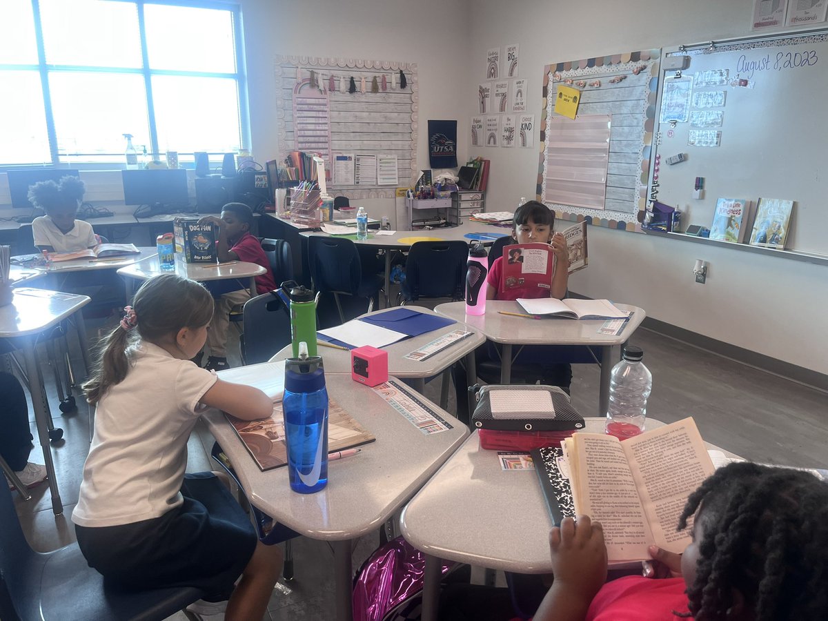 Lgrew_JCE's tweet photo. Students are in independent reading time. You’d think it would be quiet, but it’s not. I hear marvelous pieces of stories as students read their books to themselves. #buildingstamina #grewcrew #TeamSISD #buffvengers https://t.co/zpVoH7ejoE