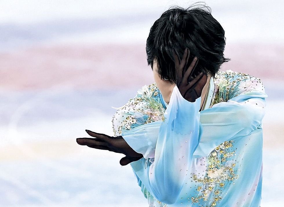 AlexandraBotsi1's tweet photo. It's #TenchiTuesday 💙🕊️
Can we see beautiful TenChi pics on tl please 🥹🙏🏼
@irene_swanyu @4A_beba_blum @c_terrano @iKbt40aFJCUCz70 @Mojitogirl1118 @PracticeShare
#HANYUYUZURU #羽生結弦 #YuzuruHanyu #HANYUYUZURU𓃵 #YuzuruHanyu𓃵 #LoveYuzuruFromAllOverTheWorld https://t.co/1vAIjVBG4b