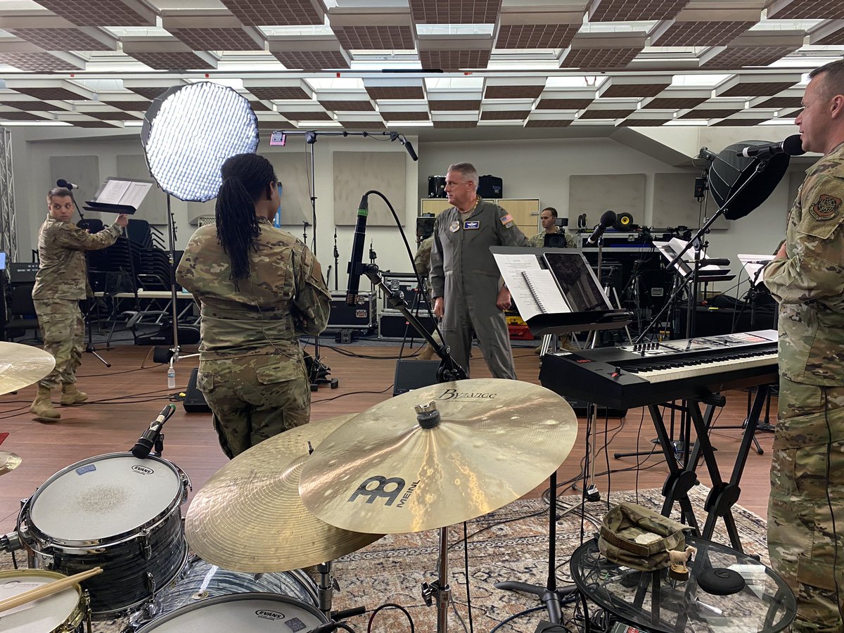 USAF Band of Mid-America tweet media