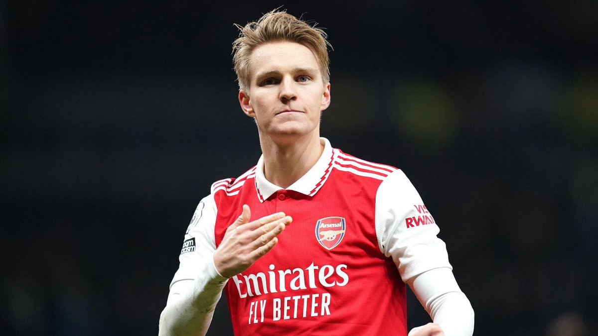 JimmyMcCann73's tweet image. Giveaway! ‼️

For the chance to win a signed 22/23 season Arsenal Martin Odegaard shirt simply,

⁃Retweet this tweet 
⁃Be following my account. 
⁃Tag 1 friend.

I will randomly pick a winner on the 26th August before the Fulham game. ⚽️

Good luck to all! 🤞🏼

#AFC