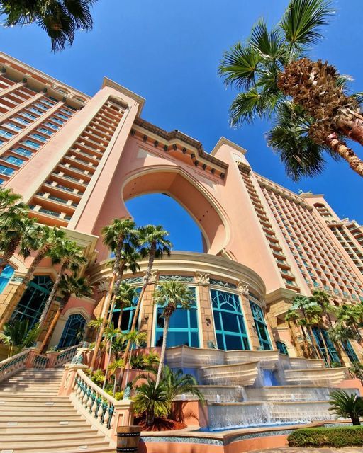 destination2uk's tweet photo. Have you experienced the wonder of Atlantis The Palm, Dubai? It really is something worth travelling for 😍✈️
#dubai #visitdubai #atlantisthepalm #atlantispalm #destination2 #booknow https://t.co/VjXkQsX5uh