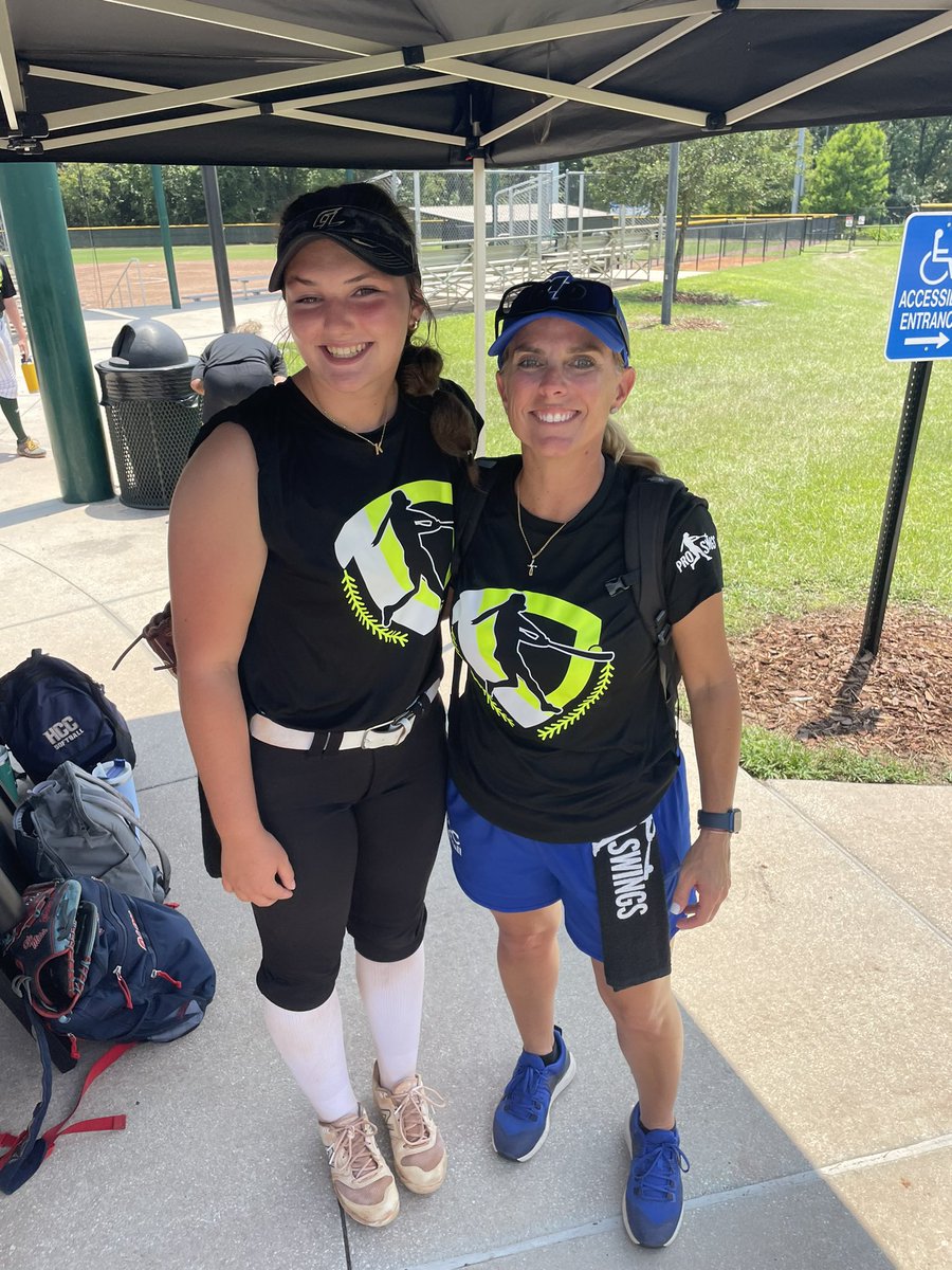 KaraAlday's tweet photo. A huge thank you to @ProSwings_  for the opportunity to attend their camp and to be able to learn from all of the coaches that attended!! I am so grateful to have been able to continue my growth and knowledge of the game we all love!!🤍🥎 https://t.co/KELUJ2ATQL