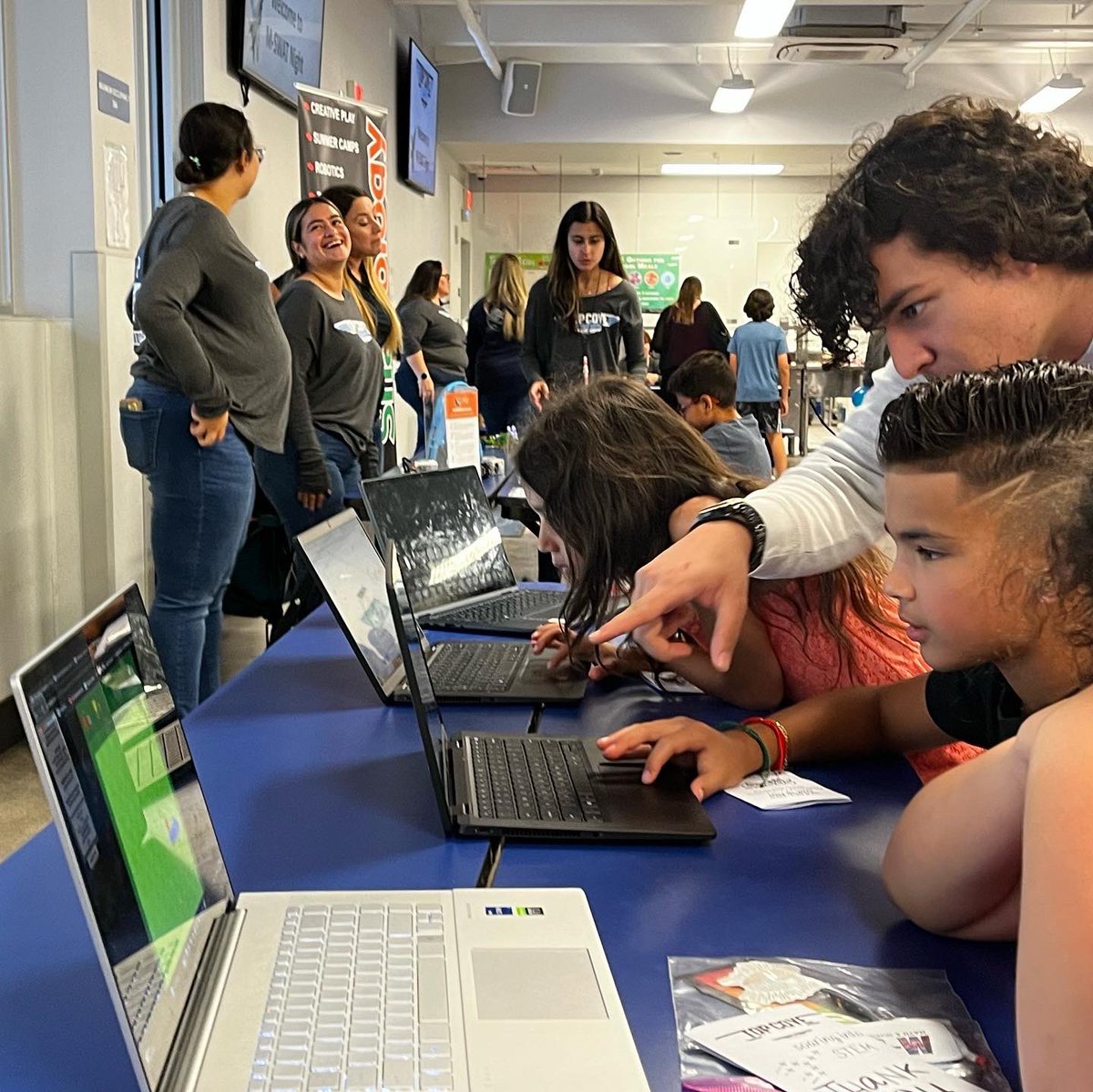 GitStartMIA's tweet image. Thank you to everyone who was part of this successful summer and special thanks to @codeorg for supporting our mission and sending goodies for the students!
We can’t wait for you to see what’s coming this fall, stay tuned and follow us on instagram for more!